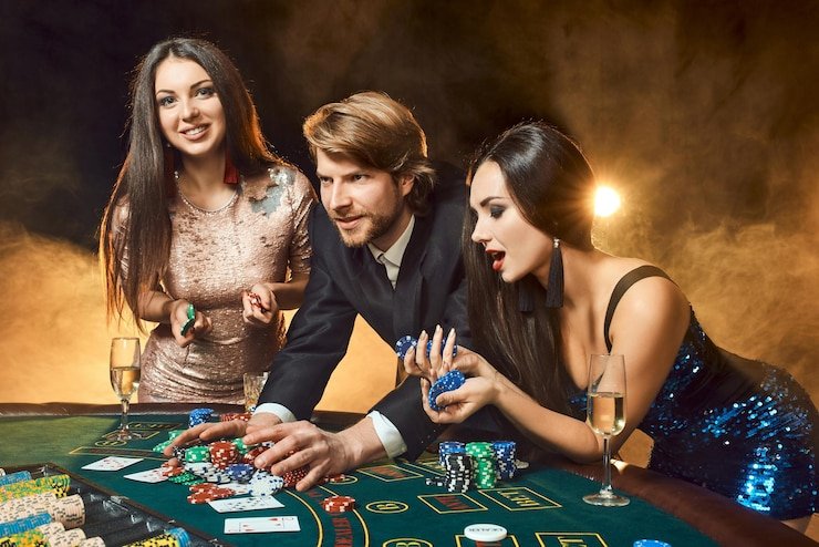 Multiple game categories displayed: football, live dealer, esports on pgsoft games dashboard